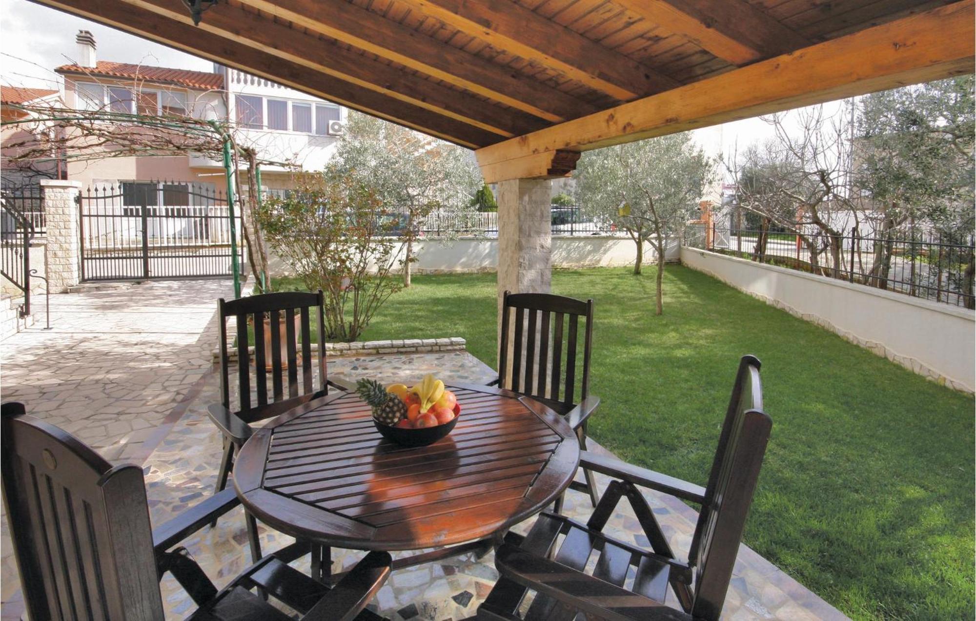Awesome Apartment In Pula With Wifi Exterior foto